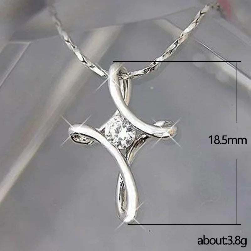 Punk Mobius Pendant Necklace for Women Trendy Flower Link Chain Geometric Charm Fashion Jewelry Daily Wear Gift