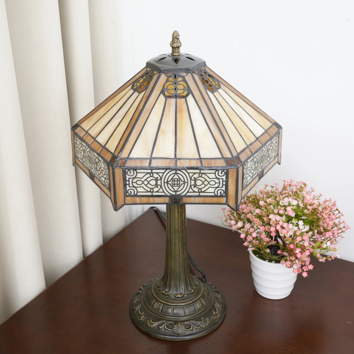 Modern Minimalist Hexagon Lamp for Bedside Bedroom or Office Book Room or Living Room Table Lamp Tiffany Glass Retro Desk Light