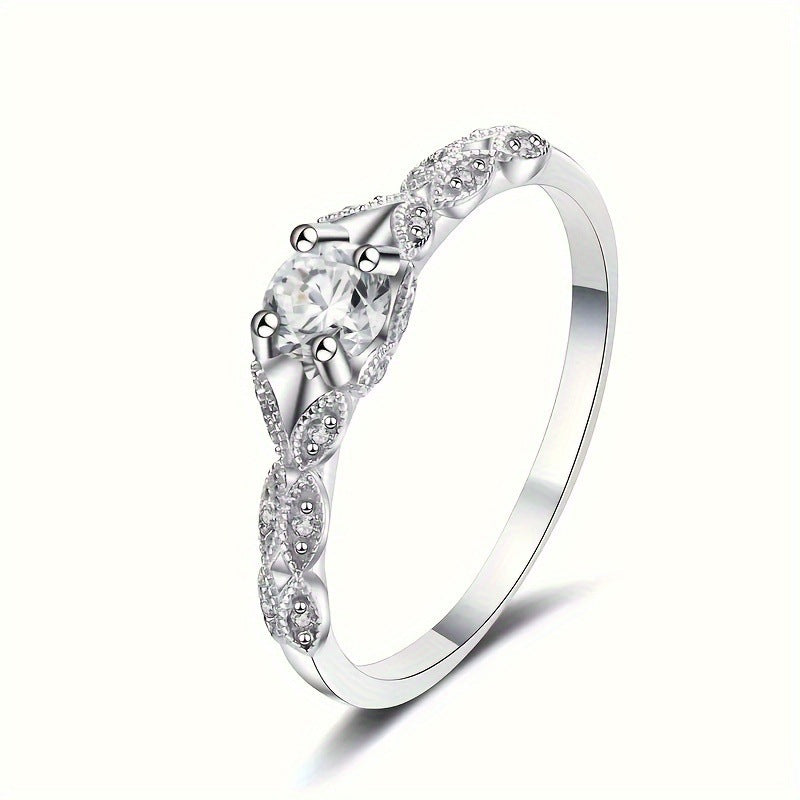 Emerald Gemstone Stainless Steel Ring Women Classic Prong Setting Round Stone Engagement Fashion May Birthstone Jewelry